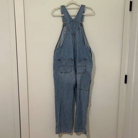 Old Navy Overalls Womens 10 Medium Wash Denim Cotton Blue Distressed Straight - Picture 6 of 10